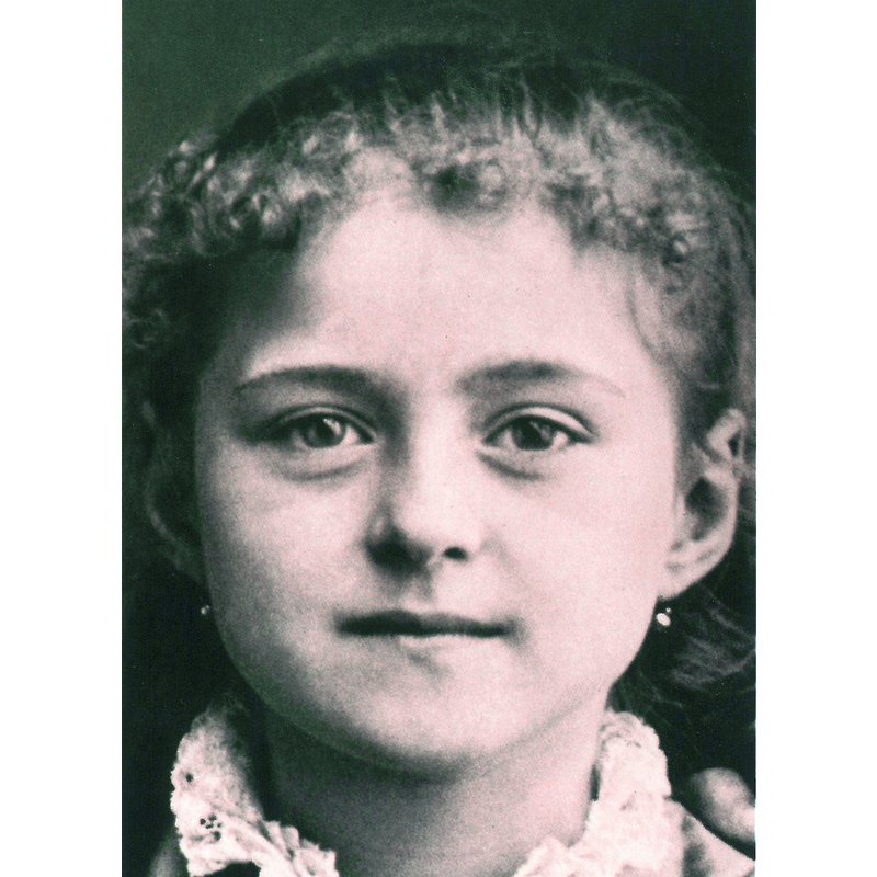 Sainte Thérèse de l'Enfant Jésus à huit ans