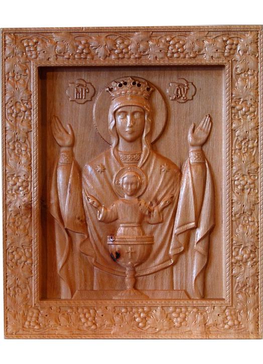 Bajo relieve de la Virgen del Sacerdocio