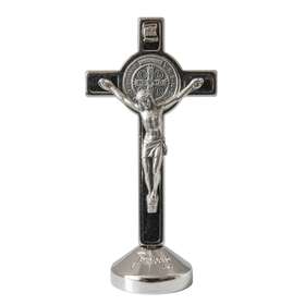 Kruisbeeld van St Benedictusop sokkel - 88 mm (Crucifix vue de face)