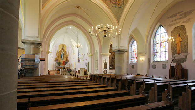 intérieur de l'Eglise du sanctuaire