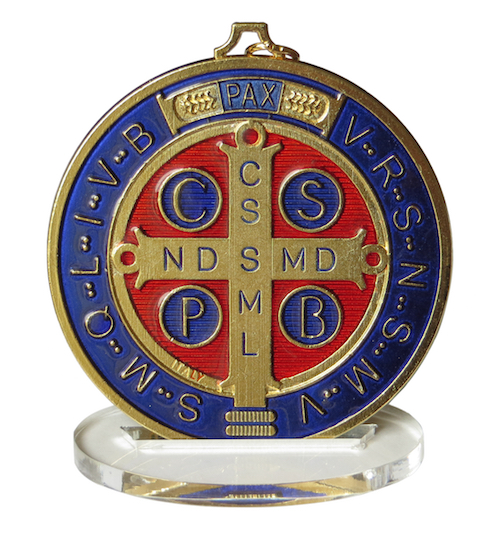 Médaille de saint Benoît émaillée