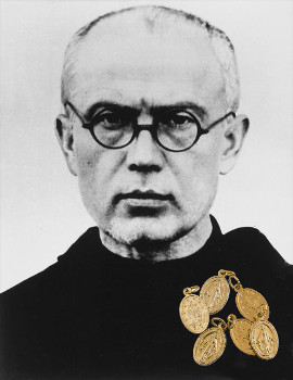 Saint Maximilien Kolbeet la médaille miraculeuse