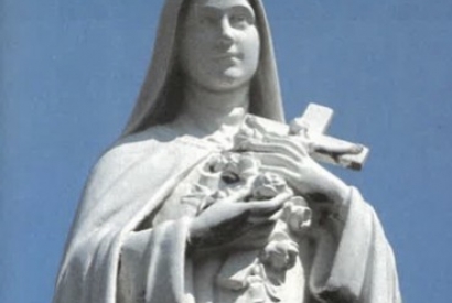 Sainte Thérèse de l'Enfant-Jésus et les roses