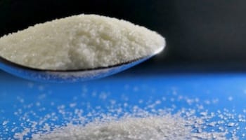 Comment utiliser le sel exorcisé indépendamment de l'eau bénite ?